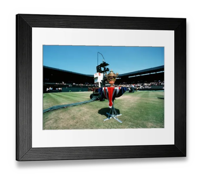 Framed Print : Mens Trophy & Centre Court Framed Print : Mens Trophy & Centre Court