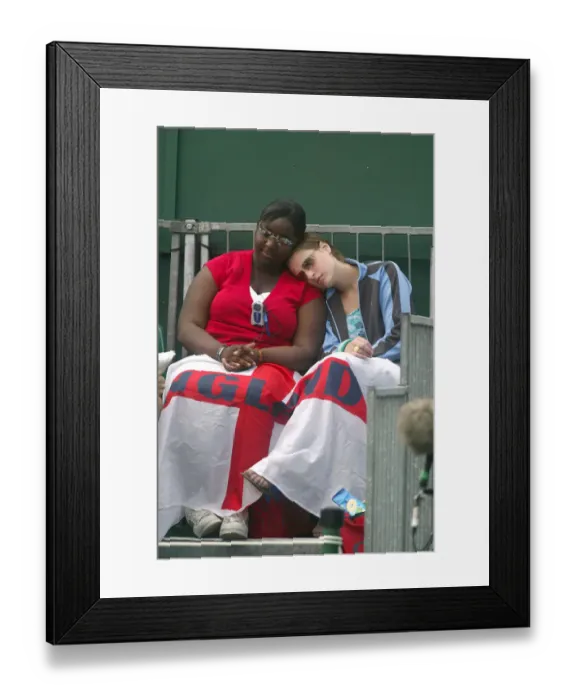 Framed Print : Wimbledon Fans Framed Print : Wimbledon Fans