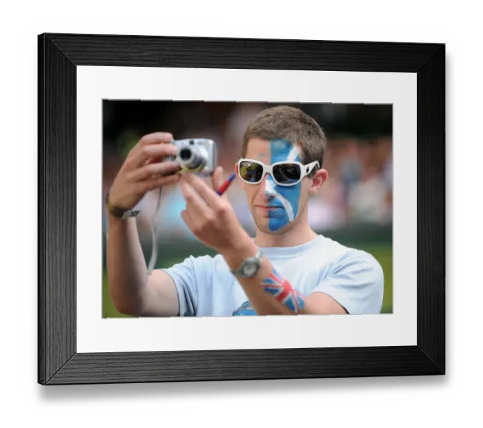 Framed Print : Andy Murray Fan On Centre Court Framed Print : Andy Murray Fan On Centre Court