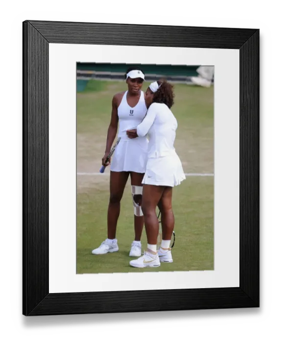 Framed Print : Venus Williams & Serena Williams Framed Print : Venus Williams & Serena Williams