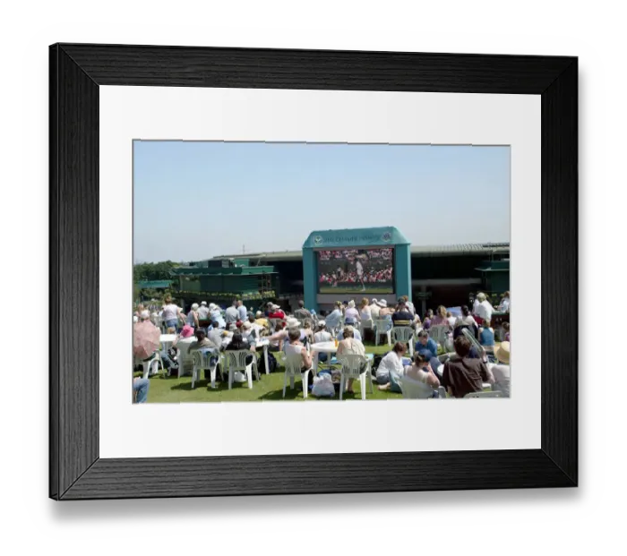 Framed Print : Aorangi Terrace (Henman Hill) Framed Print : Aorangi Terrace (Henman Hill)