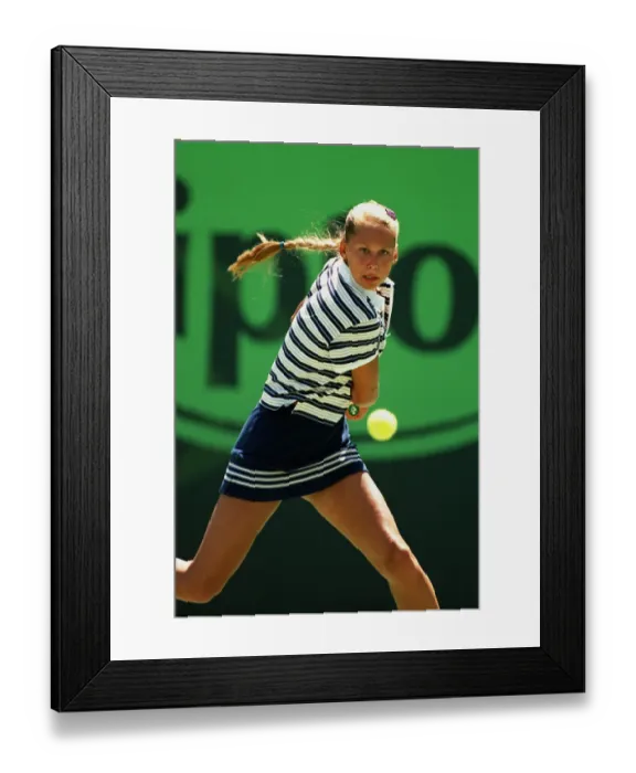 Framed Print : Anna Kournikova Framed Print : Anna Kournikova