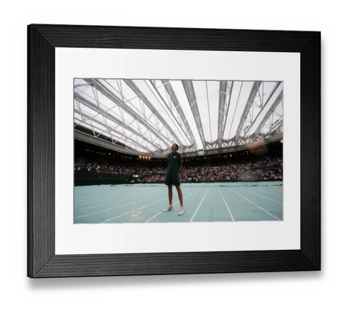 Framed Print : Roof Closes On Centre Court Framed Print : Roof Closes On Centre Court