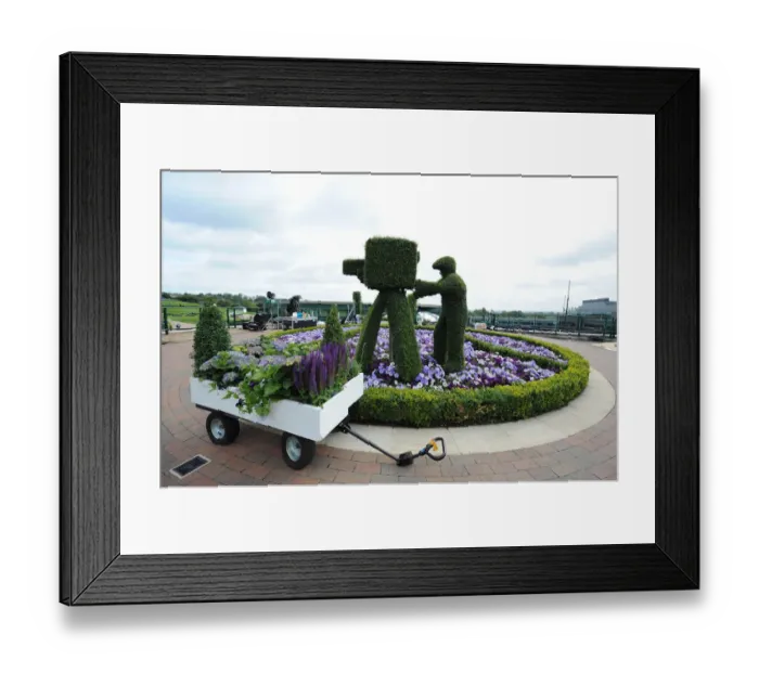 Framed Print : Flower Display On Top Of Broadcasting House Framed Print : Flower Display On Top Of Broadcasting House