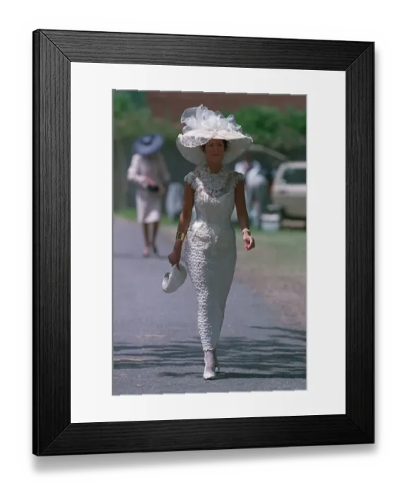 Framed Print : Royal Ascot Outfit Framed Print : Royal Ascot Outfit