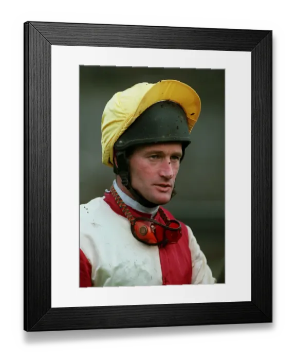 Framed Print : Graham Mccourt Framed Print : Graham Mccourt