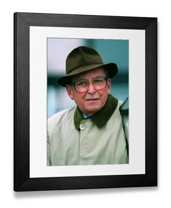 Framed Print : Harry Thompson-Jones