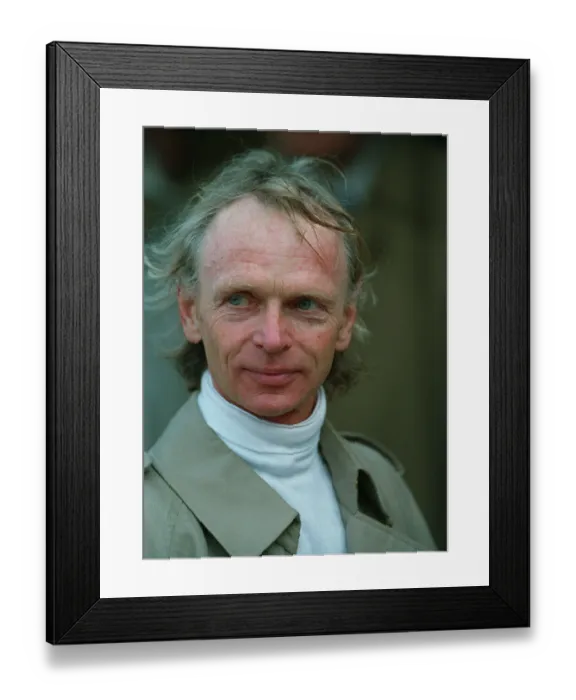 Framed Print : Gordon Holmes Framed Print : Gordon Holmes