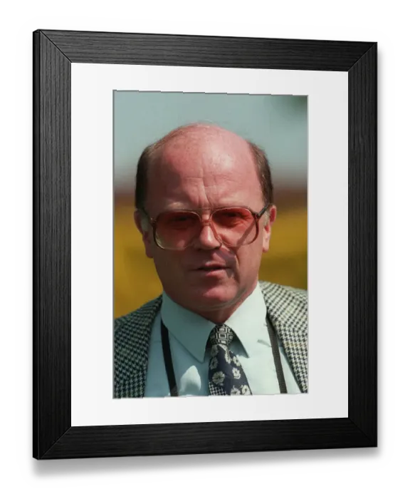 Framed Print : Peter Savill Framed Print : Peter Savill