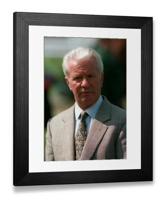 Framed Print : Geoff Lewis
