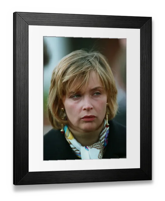 Framed Print : Natalie Cecil Framed Print : Natalie Cecil