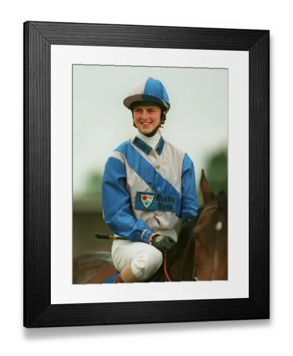 Framed Print : Victoria Appleby Framed Print : Victoria Appleby