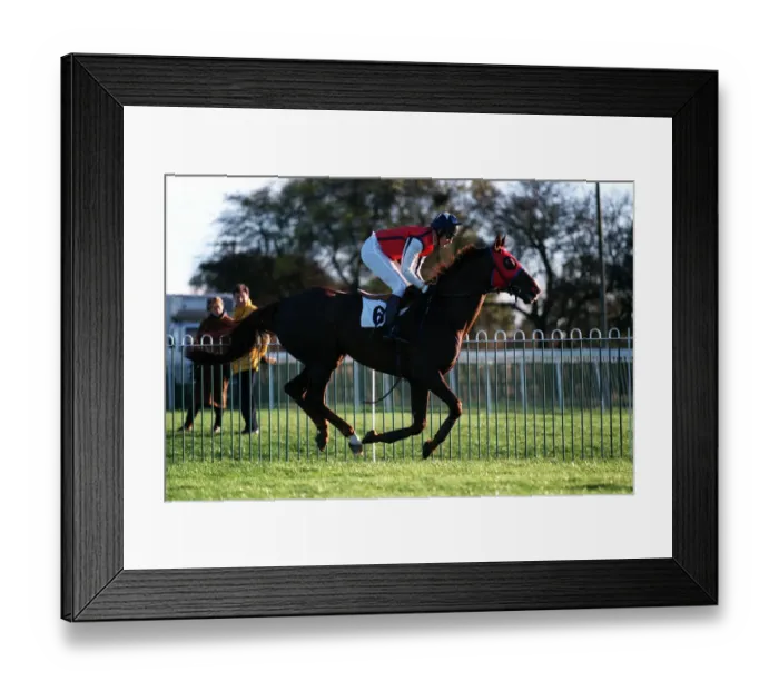 Framed Print : Issyin Ridden By Richard Dunwoody 30 October 1998 Date: 30 October 1998 Framed Print : Issyin Ridden By Richard Dunwoody 30 October 1998 Date: 30 October 1998