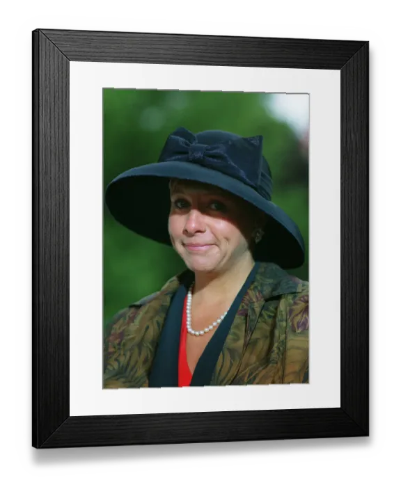 Framed Print : Tracey Piggott Framed Print : Tracey Piggott