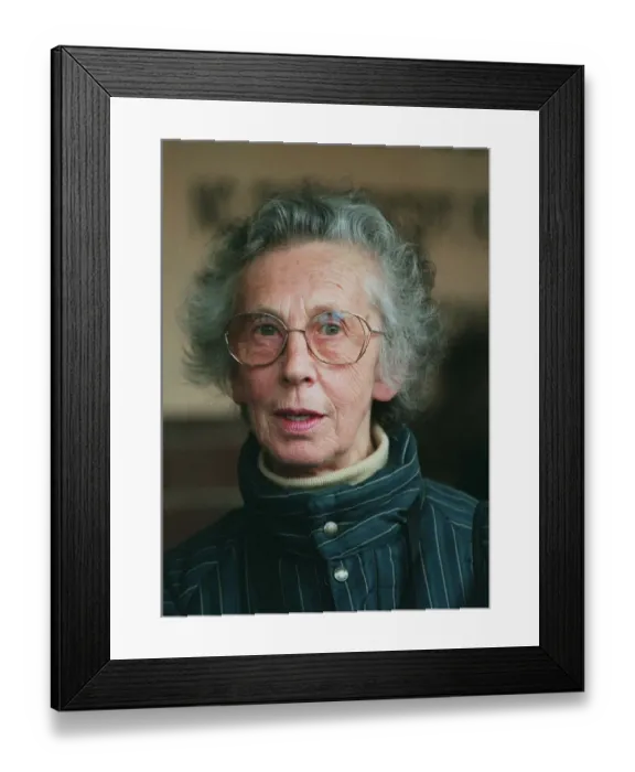 Framed Print : Mrs. Hope Trainer 04 November 1996 Date: 04 November 1996 Framed Print : Mrs. Hope Trainer 04 November 1996 Date: 04 November 1996