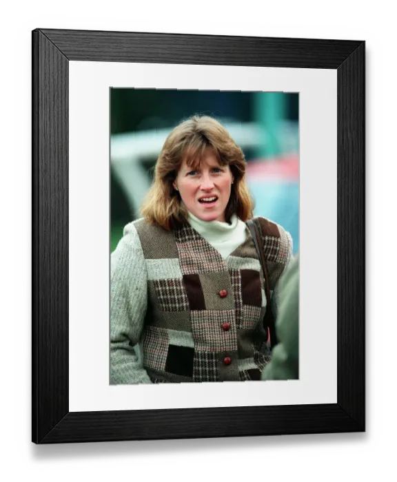 Framed Print : Amanda Perrett Framed Print : Amanda Perrett