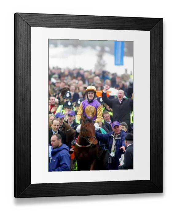 Framed Print : Tony Mccoy & Brave Inca Framed Print : Tony Mccoy & Brave Inca