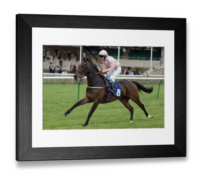 Framed Print : Deeday Bay Framed Print : Deeday Bay