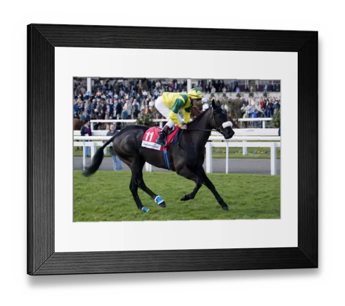 Framed Print : Chookie Heiton