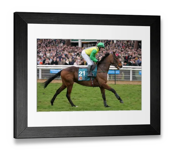 Framed Print : Quatre Heures