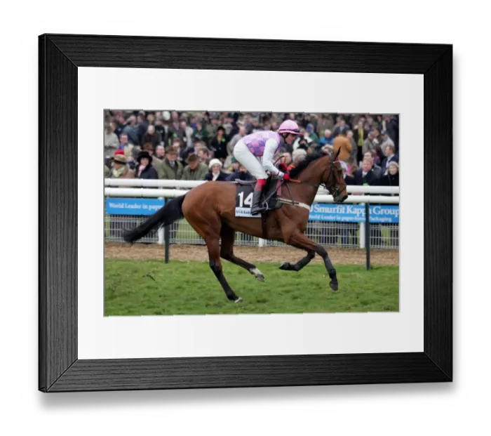 Framed Print : Voy Por Ustedes Framed Print : Voy Por Ustedes