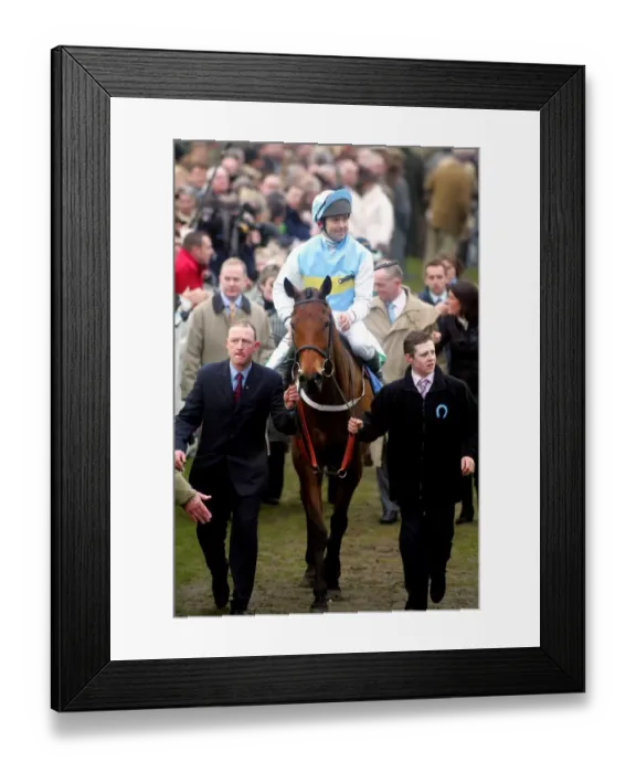 Framed Print : Conor O Dwyer & Hardy Eustace Framed Print : Conor O Dwyer & Hardy Eustace