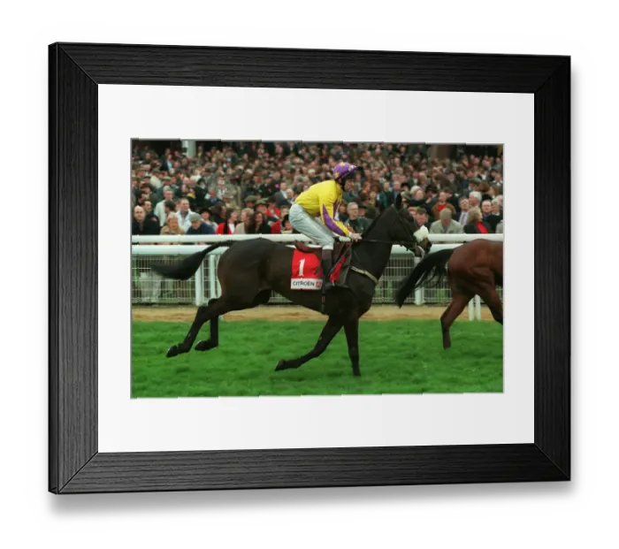 Framed Print : Amberleigh House Framed Print : Amberleigh House
