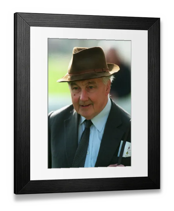 Framed Print : Reg Hollingshead Framed Print : Reg Hollingshead