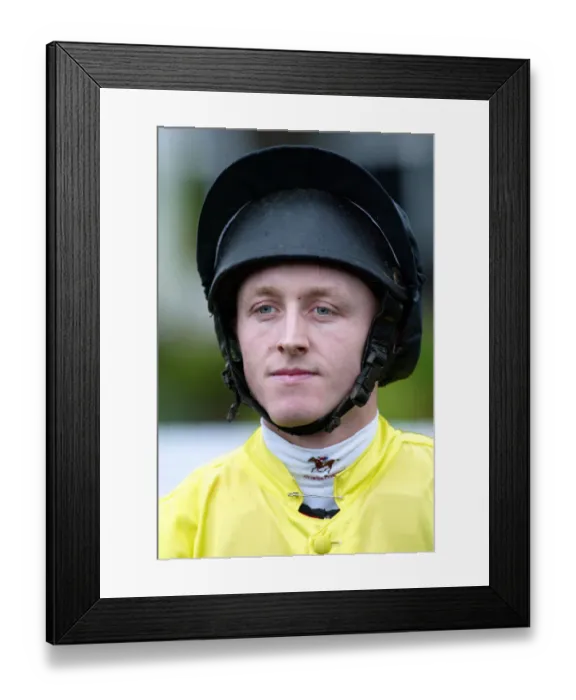 Framed Print : Lee Vickers Framed Print : Lee Vickers