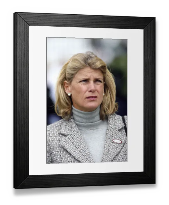 Framed Print : Sara Cumani Framed Print : Sara Cumani