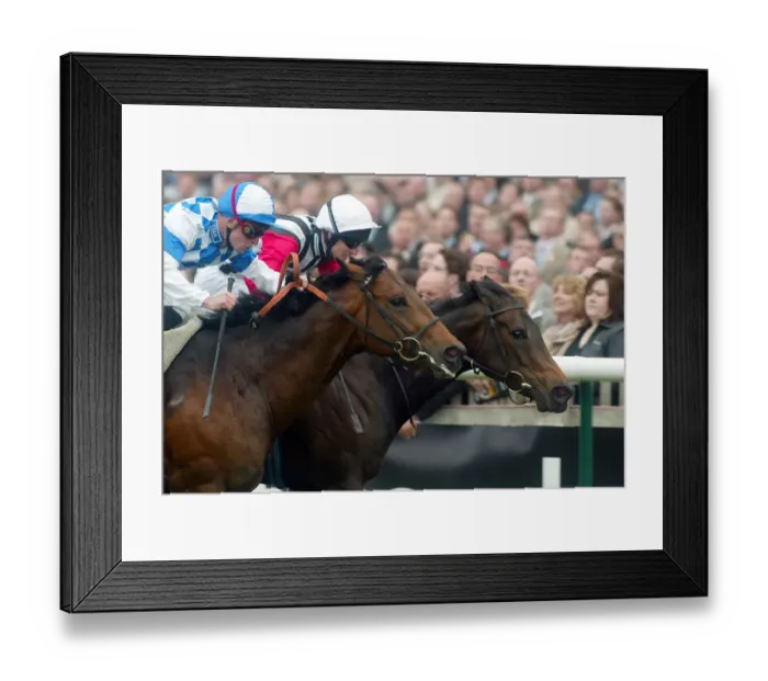 Framed Print : Avonbridge & Winner Frizzante