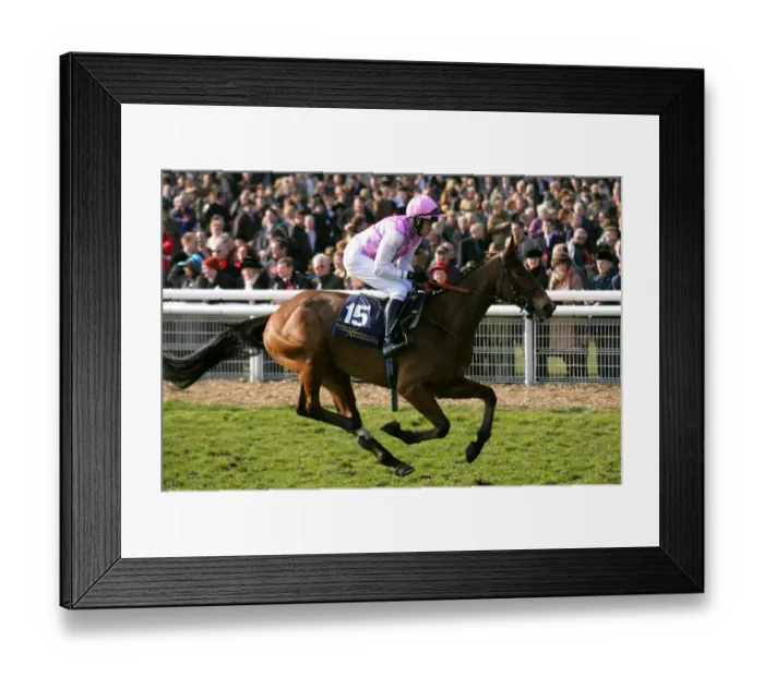 Framed Print : Star De Mohaison Framed Print : Star De Mohaison
