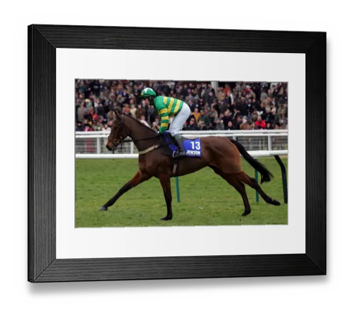 Framed Print : Garde Champetre