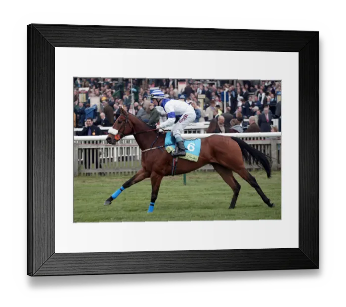Framed Print : Dubaian Gift