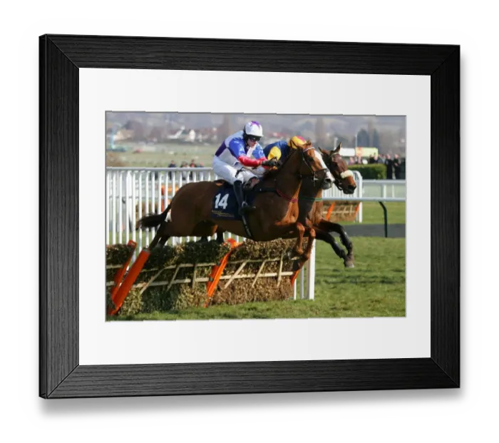 Framed Print : Heltornic & Paul Carberry Framed Print : Heltornic & Paul Carberry