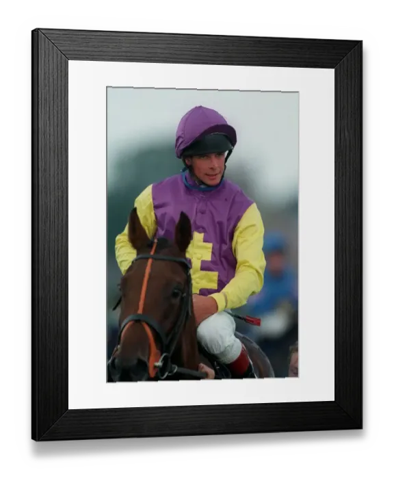 Framed Print : Lee Newton Framed Print : Lee Newton