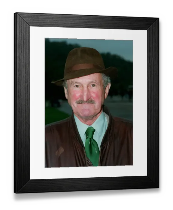 Framed Print : David Thom Framed Print : David Thom