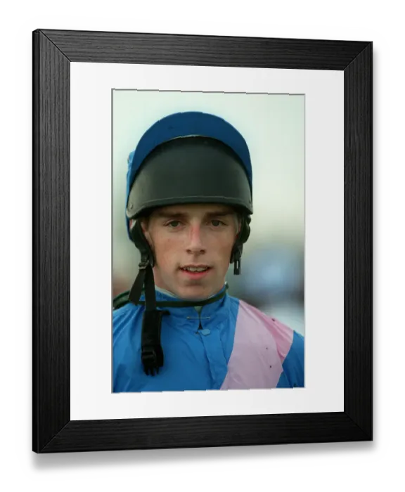 Framed Print : Leighton Aspell
