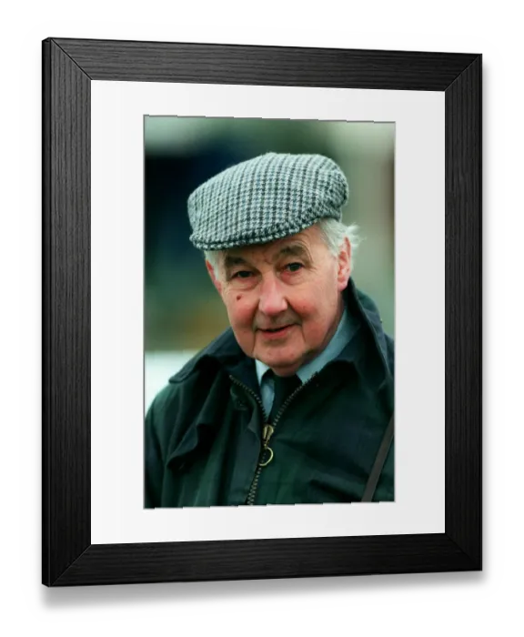 Framed Print : Reg Hollingshead Framed Print : Reg Hollingshead