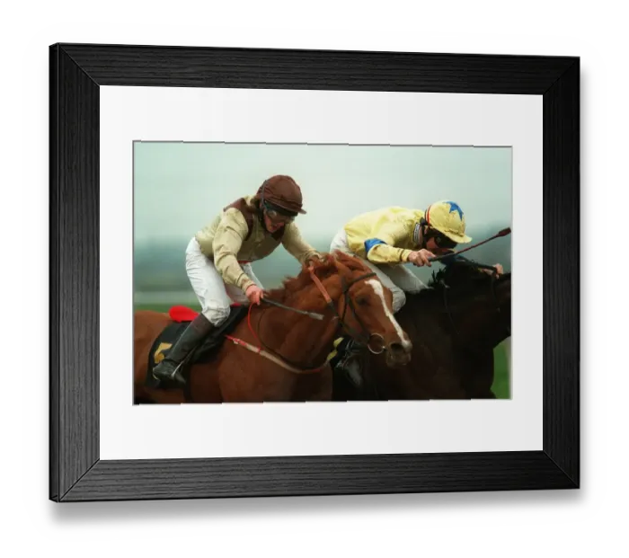 Framed Print : Gemma Jones (Highbury Legend) Framed Print : Gemma Jones (Highbury Legend)
