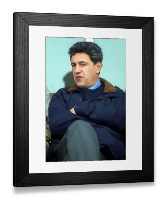 Framed Print : Lenny Lungo Framed Print : Lenny Lungo