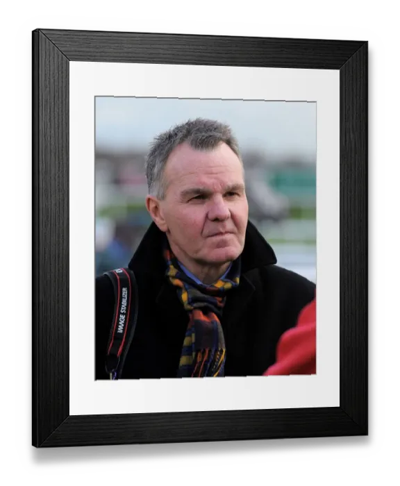 Framed Print : Steve Gollings Framed Print : Steve Gollings