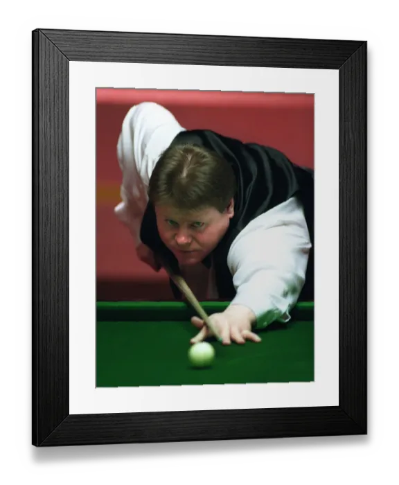 Framed Print : Les Dodd England 19 April 1994 Date: 19 April 1994 Framed Print : Les Dodd England 19 April 1994 Date: 19 April 1994
