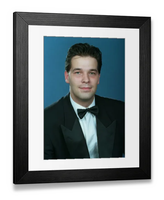 Framed Print : Jan Verhs Snooker Referee 29 November 1994 Date: 29 November 1994 Framed Print : Jan Verhs Snooker Referee 29 November 1994 Date: 29 November 1994