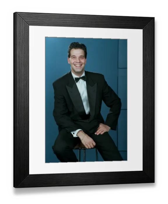 Framed Print : Jan Verhs Snooker Referee 29 November 1994 Date: 29 November 1994 Framed Print : Jan Verhs Snooker Referee 29 November 1994 Date: 29 November 1994