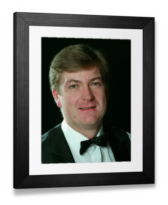 Framed Print : David Roe England 30 November 1994 Date: 30 November 1994 Framed Print : David Roe England 30 November 1994 Date: 30 November 1994