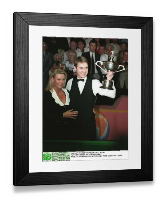 Framed Print : Stephen Hendry and Wife Mandy Framed Print : Stephen Hendry and Wife Mandy