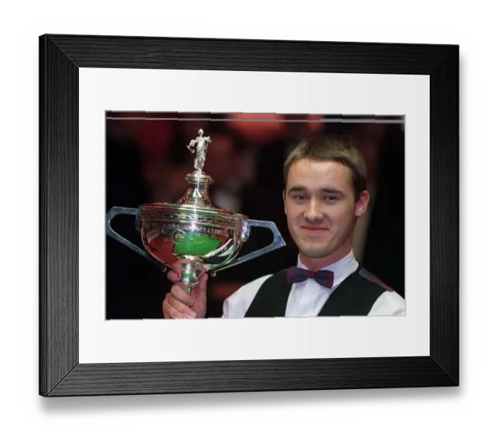 Framed Print : Stephen Hendry With Trophy