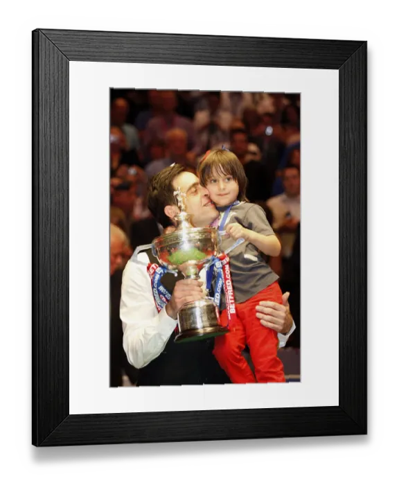 Framed Print : Ronnie O Sullivan & Ronnie Jnr Framed Print : Ronnie O Sullivan & Ronnie Jnr