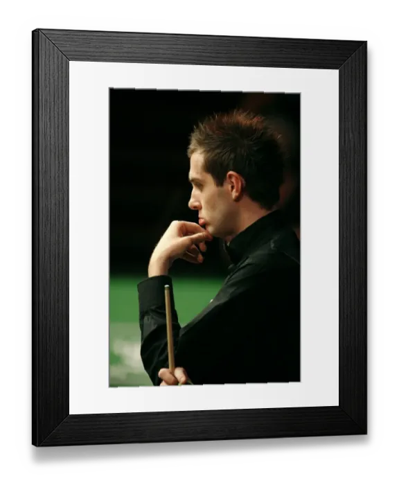 Framed Print : Mark Selby Ponders Over His Shot Framed Print : Mark Selby Ponders Over His Shot